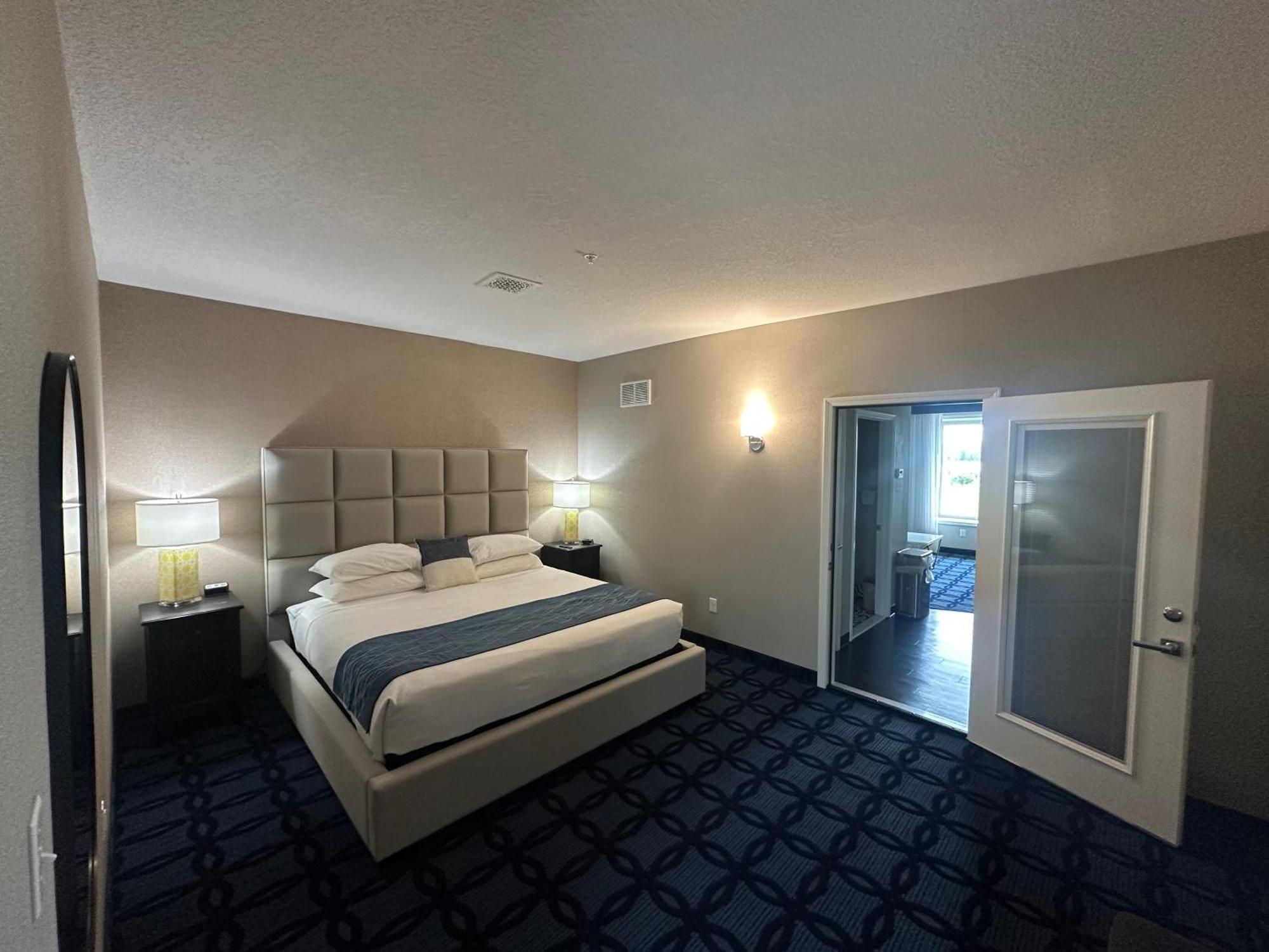 Riverside Inn هانيبال المظهر الخارجي الصورة